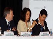 Maria Elena Giner y Gerónimo Gutiérrez, Administradora General de la COCEF y Director Gerente del BDAN dan un informe de las instituciones.BECC General Manager and Managing Director of Nadbank, presented their report to the Board