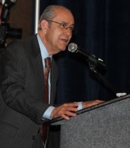 Cónsul General de México en San Antonio, Armando Ortiz Rocha.