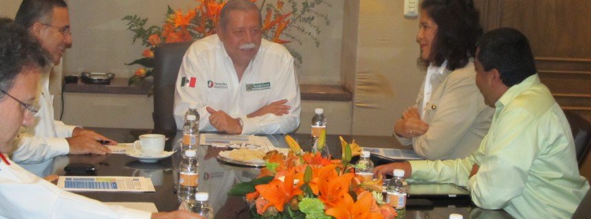 La Administradora General presenta los avances del trabajo de la COCEF y del BDAN al Gobernador de Tamaulipas